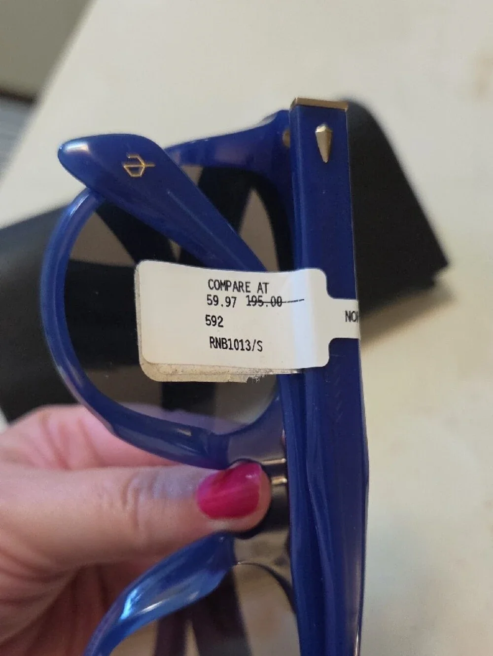 rag & bone Blue Cat-Eye Sunglasses with Black Case